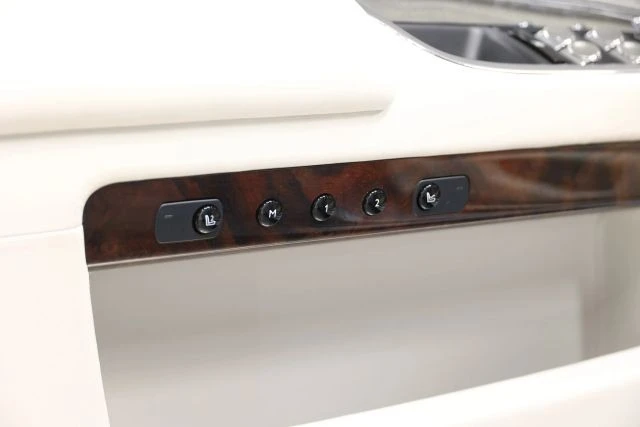 2017 Rolls-Royce Ghost 1st Gen - Image 13 of 31