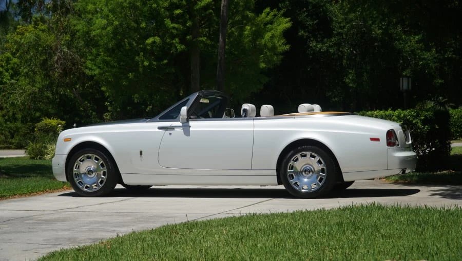 2017 Rolls-Royce Phantom VII - Image 13 of 31