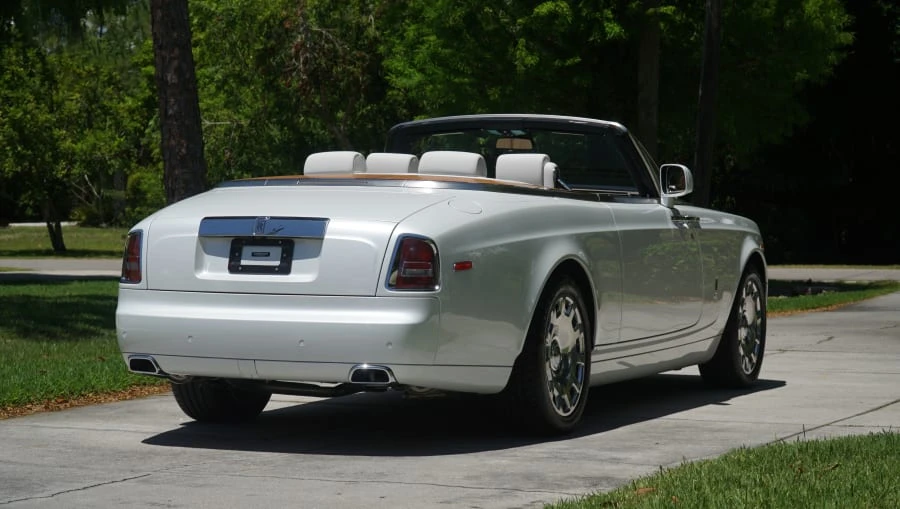 2017 Rolls-Royce Phantom VII - Image 24 of 31