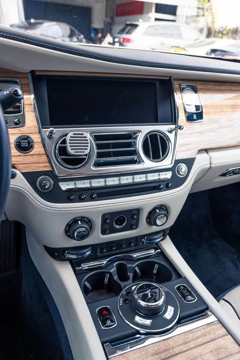 2017 Rolls-Royce Wraith Black Badge 2nd Gen - Image 8 of 18