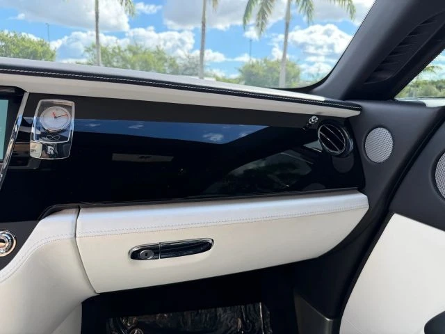 2017 Rolls-Royce Wraith 2nd Gen - Image 31 of 31