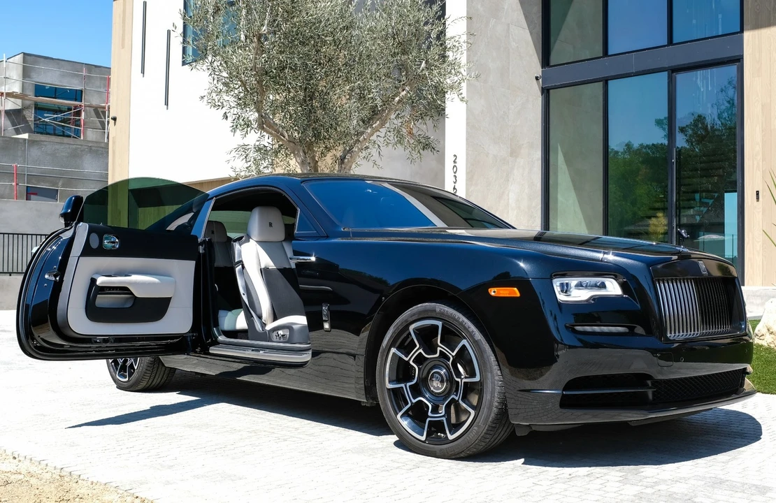 2017 Rolls-Royce Wraith 2nd Gen - Image 2 of 12