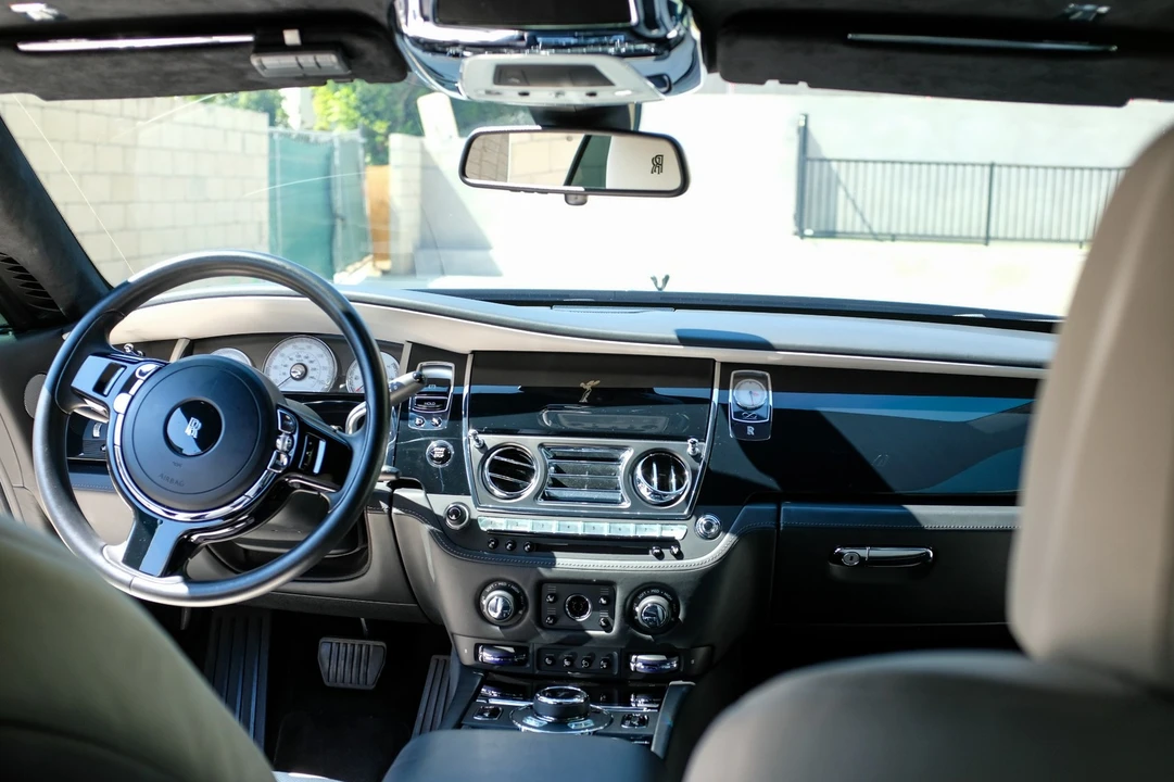 2017 Rolls-Royce Wraith 2nd Gen - Image 4 of 12