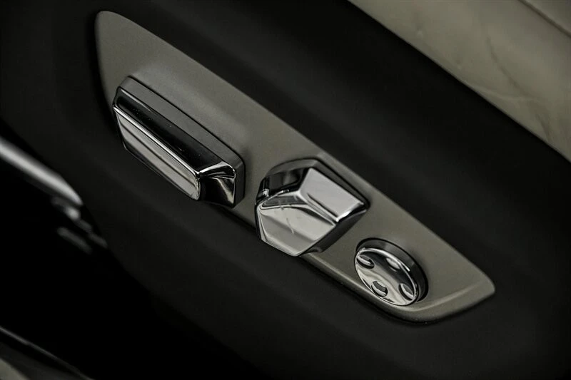 2017 Rolls-Royce Wraith 2nd Gen - Image 23 of 31