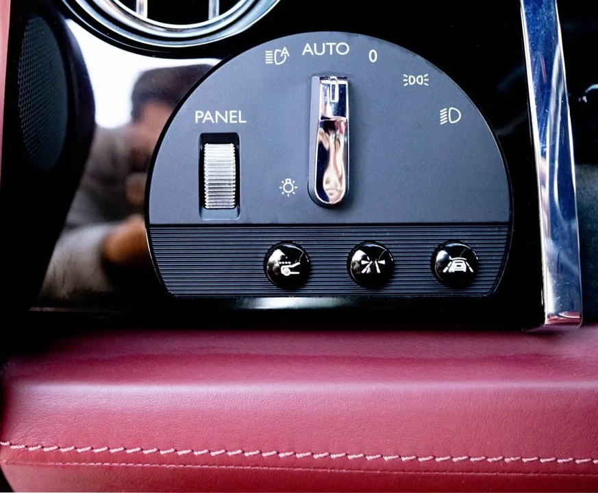2017 Rolls-Royce Wraith 2nd Gen - Image 15 of 20