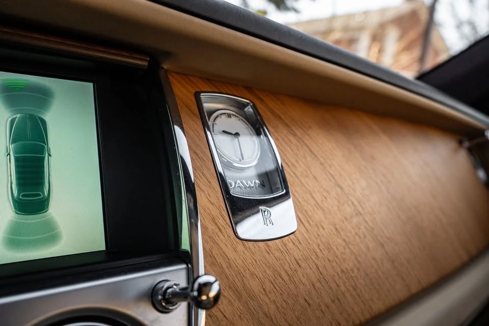 2017 Rolls-Royce Dawn - Image 14 of 20