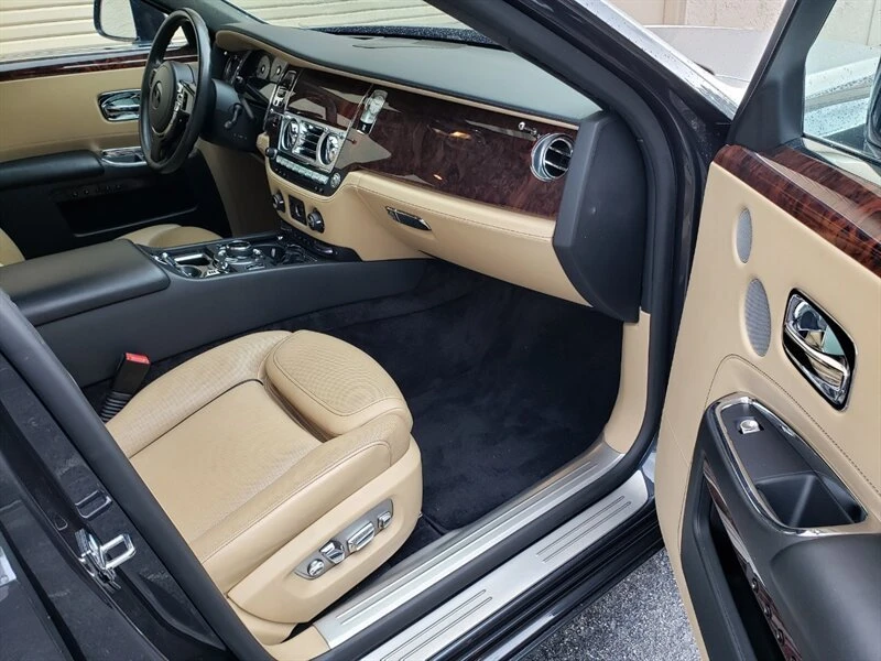 2017 Rolls-Royce Ghost 1st Gen - Image 13 of 20
