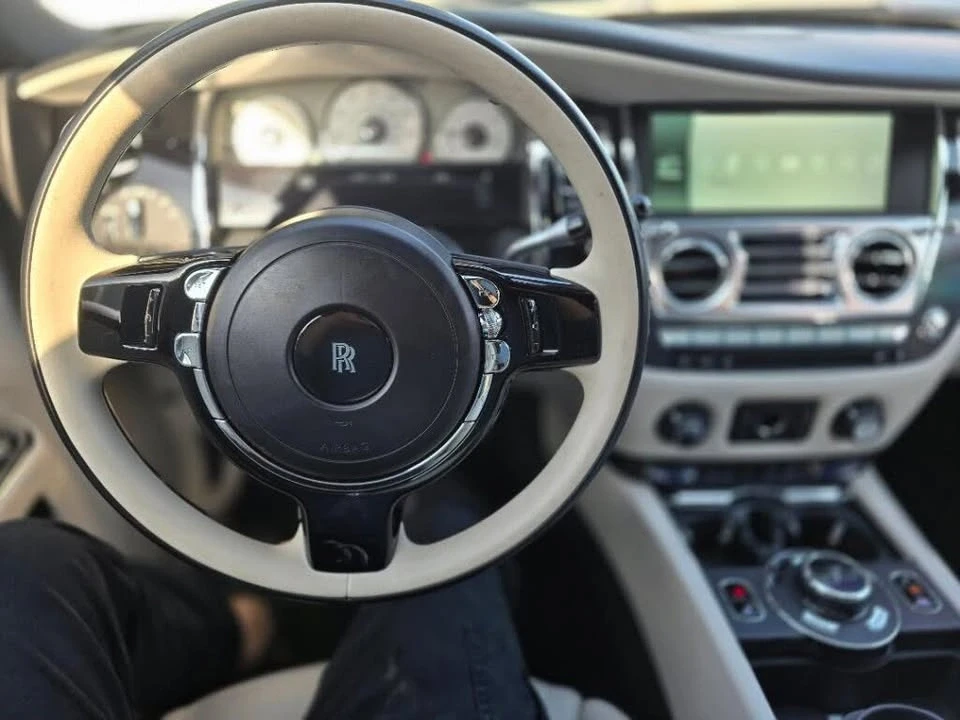 2017 Rolls-Royce Ghost 1st Gen - Image 6 of 11