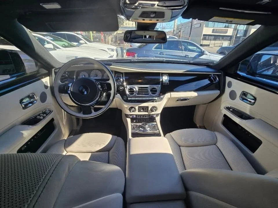 2017 Rolls-Royce Ghost 1st Gen - Image 4 of 11