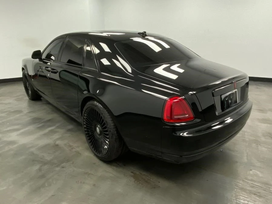 2017 Rolls-Royce Ghost 1st Gen - Image 3 of 19