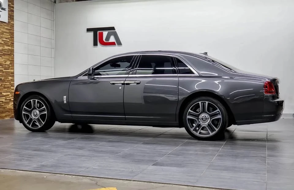 2017 Rolls-Royce Ghost 1st Gen - Image 5 of 9