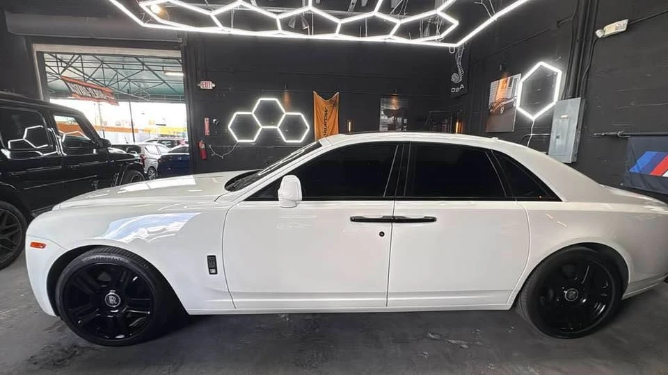 2017 Rolls-Royce Ghost 1st Gen - Image 3 of 7