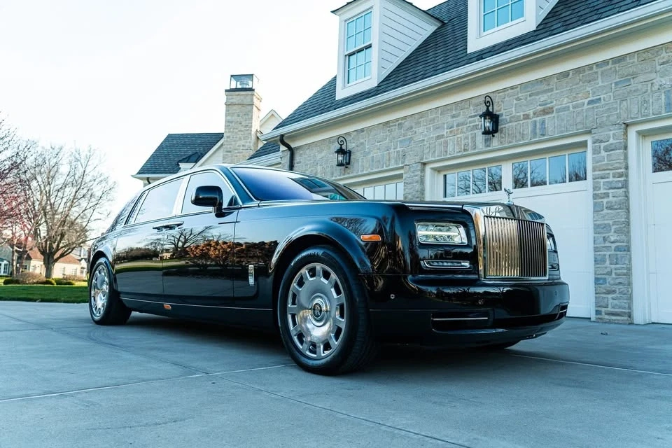 2017 Rolls-Royce Phantom VIII - Image 13 of 19