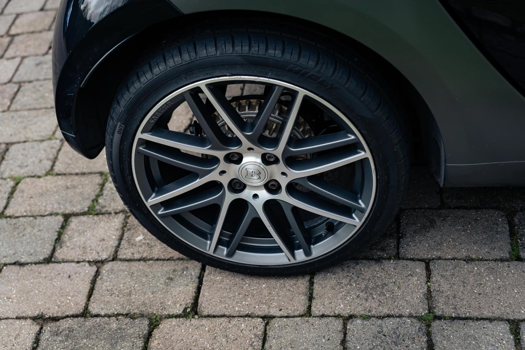 2017 Smart Fortwo 3rd Gen - Image 24 of 31