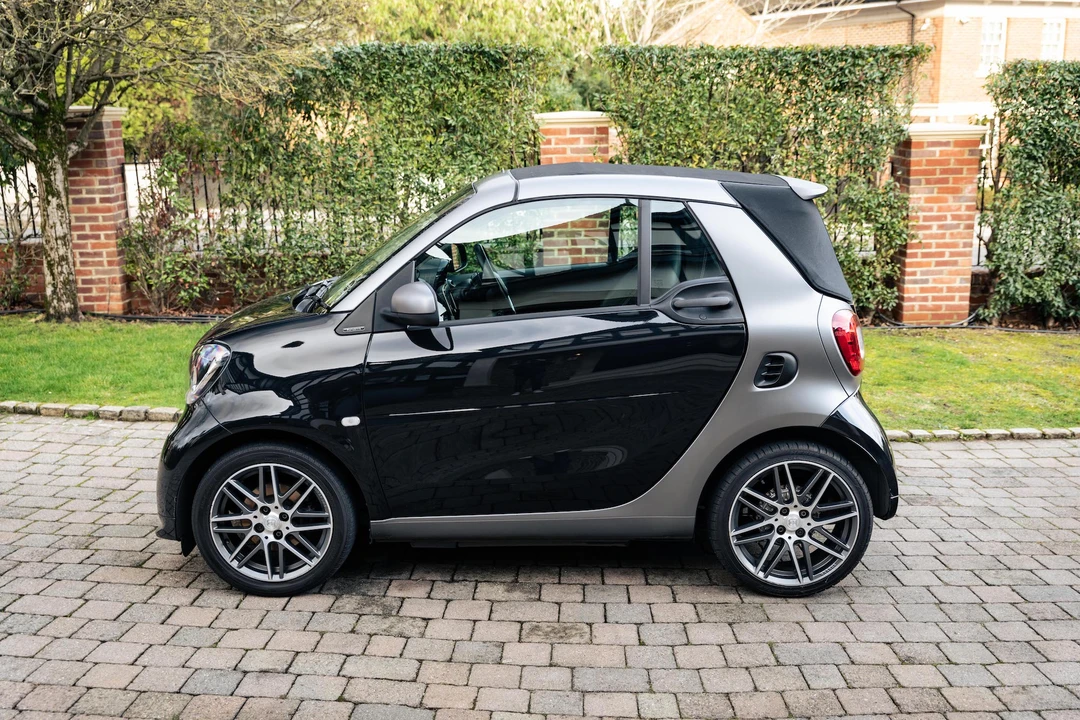 2017 Smart Fortwo 3rd Gen - Image 23 of 31