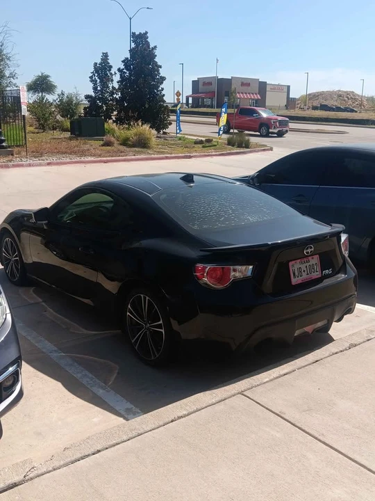 2017 Scion FR-S - Image 4 of 4