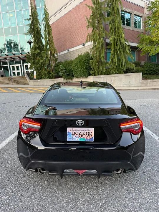2017 Scion FR-S - Image 5 of 10
