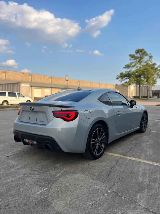 2017 Scion FR-S - Image 7 of 9