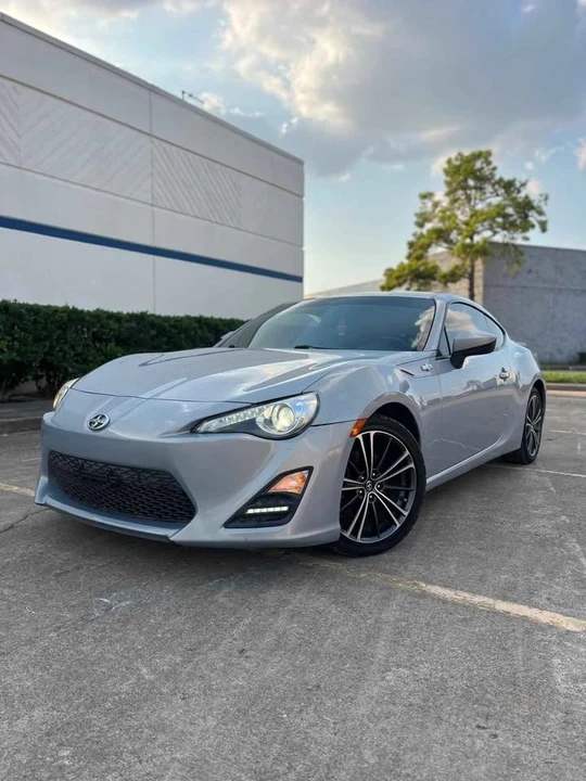 2017 Scion FR-S - Image 2 of 9