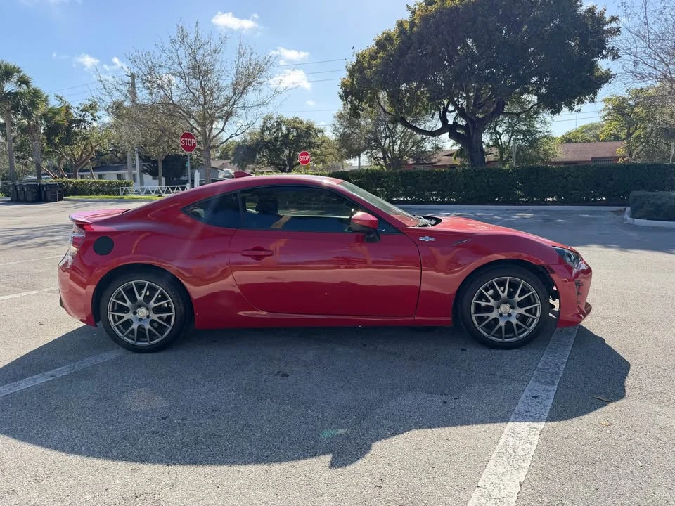 2017 Scion FR-S - Image 3 of 9