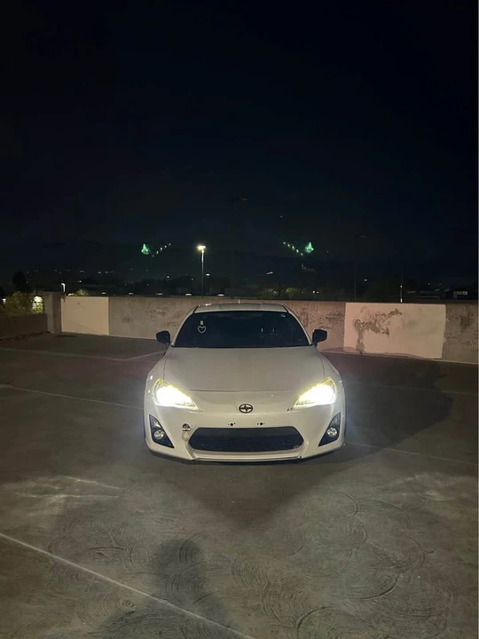2017 Scion FR-S - Image 2 of 5