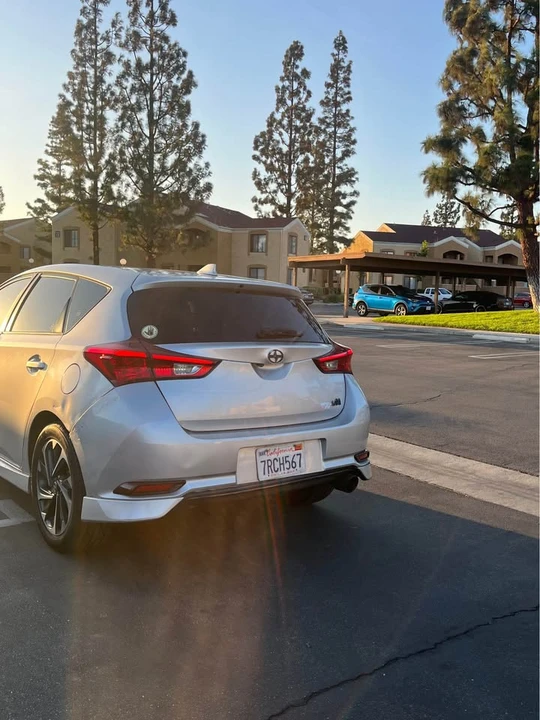 2017 Scion iM - Image 4 of 4