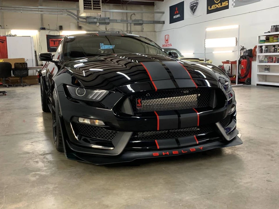 2017 Shelby GT350 - Image 2 of 13