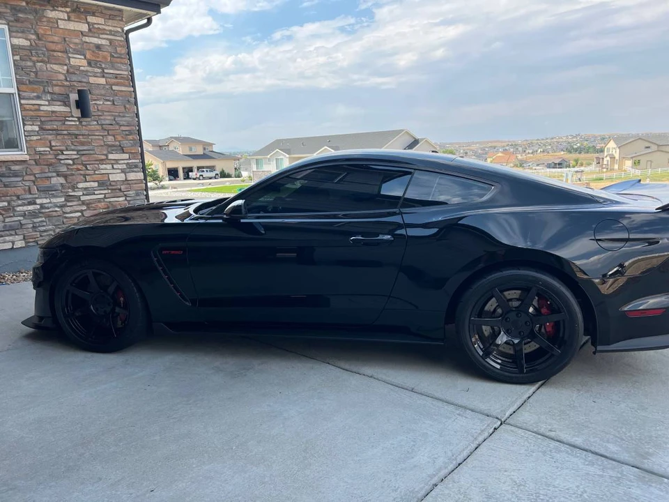 2017 Shelby GT350 - Image 7 of 13