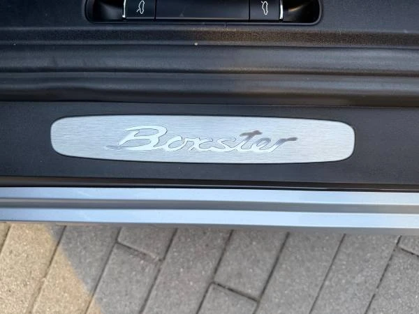 2017 Porsche 718 Boxster - Image 15 of 19