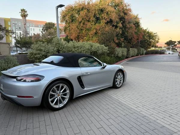 2017 Porsche 718 Boxster - Image 5 of 19