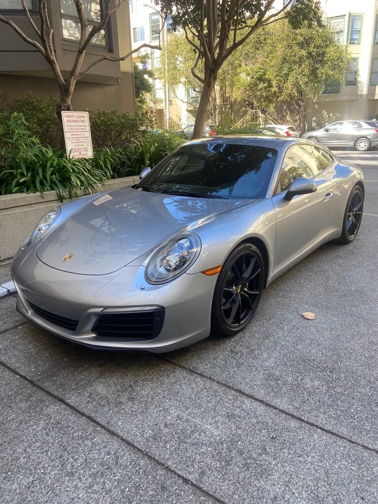 2017 Porsche 911 - Image 2 of 6