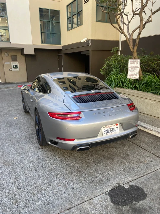 2017 Porsche 911 - Image 3 of 6