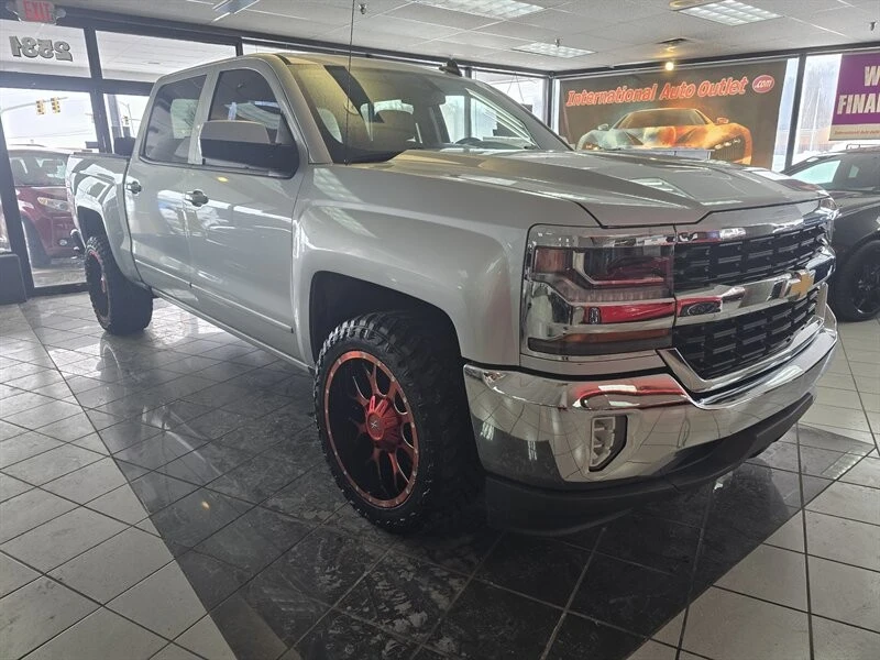 2017 Chevrolet Silverado 2nd Gen - Image 3 of 4