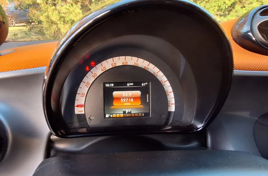 2017 Smart Fortwo 3rd Gen - Image 11 of 17