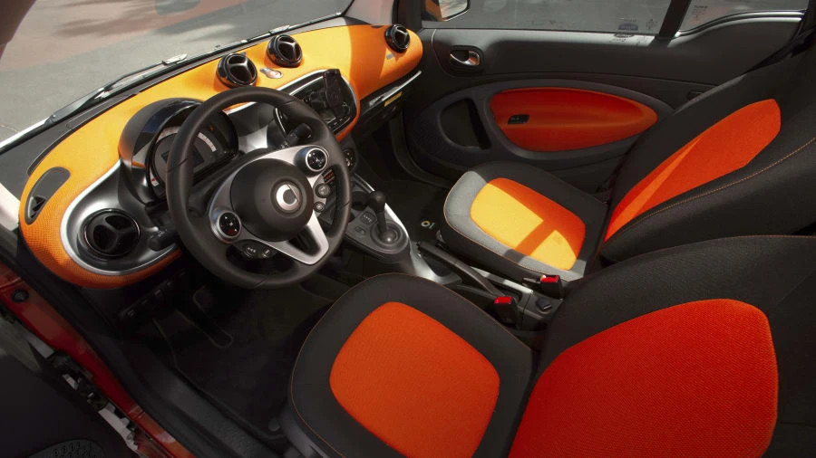 2017 Smart Fortwo 3rd Gen - Image 4 of 30