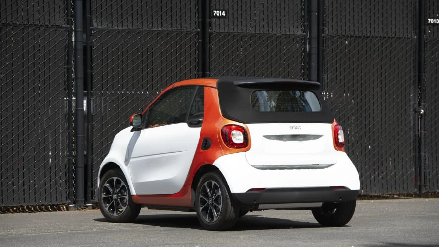 2017 Smart Fortwo 3rd Gen - Image 14 of 30