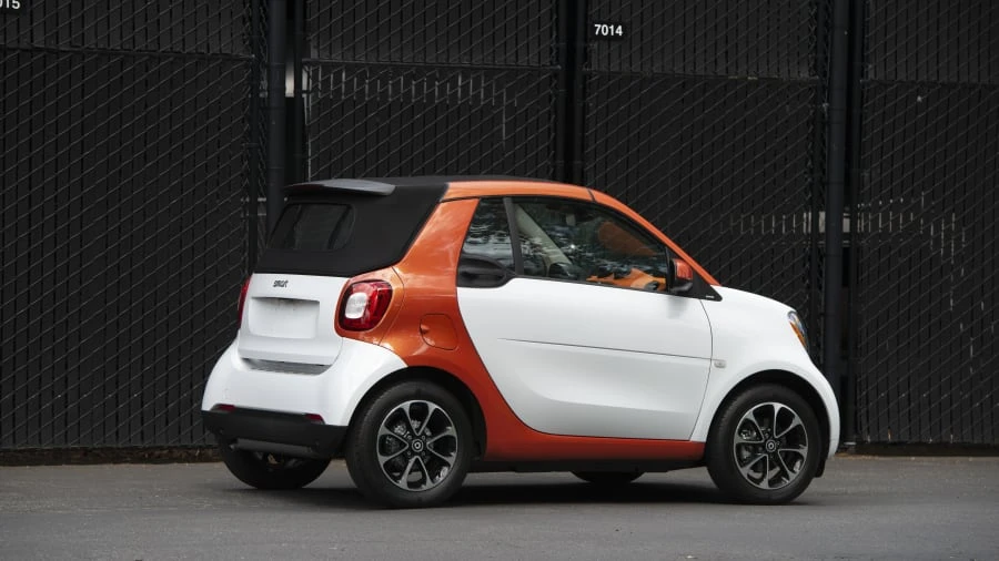 2017 Smart Fortwo 3rd Gen - Image 15 of 30