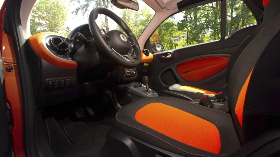 2017 Smart Fortwo 3rd Gen - Image 21 of 30