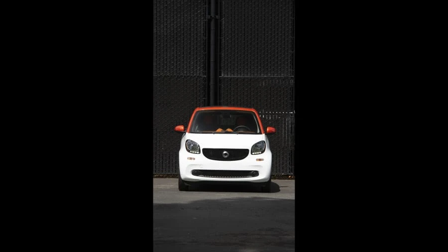 2017 Smart Fortwo 3rd Gen - Image 29 of 30