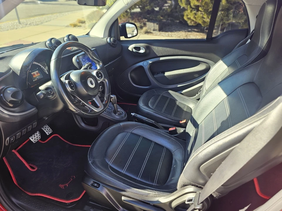 2017 Smart Fortwo 3rd Gen - Image 9 of 18
