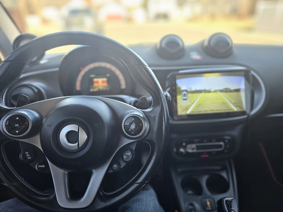 2017 Smart Fortwo 3rd Gen - Image 15 of 18