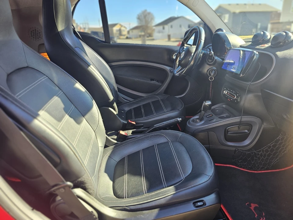 2017 Smart Fortwo 3rd Gen - Image 10 of 18