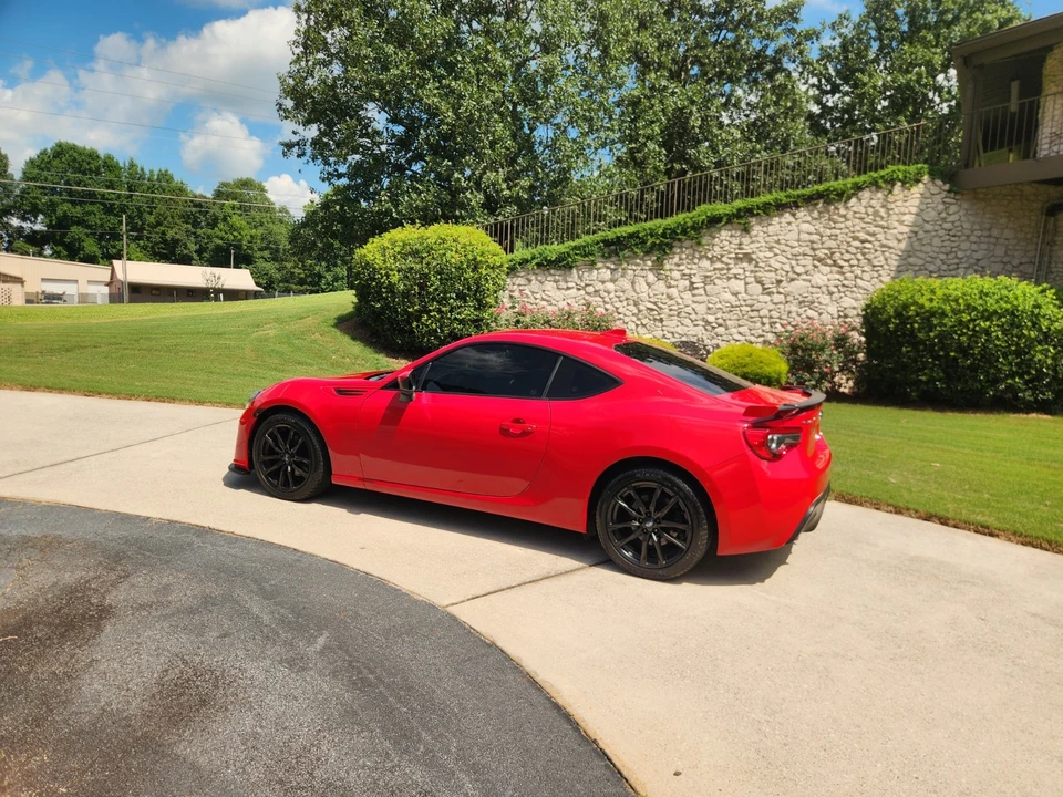 2017 Subaru BRZ 1st Gen - Image 19 of 31