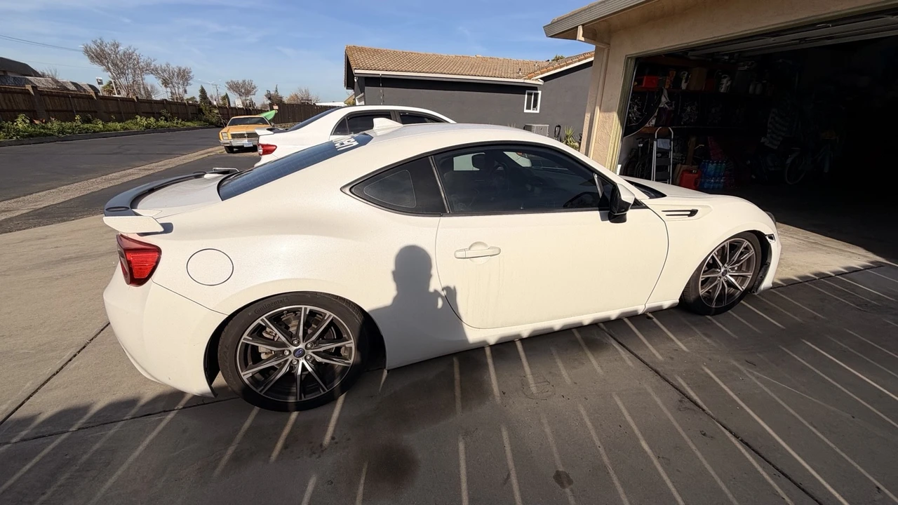 2017 Subaru BRZ 1st Gen - Image 9 of 15
