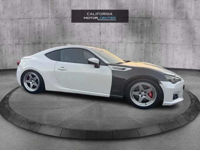 2017 Subaru BRZ - Image 4 of 22