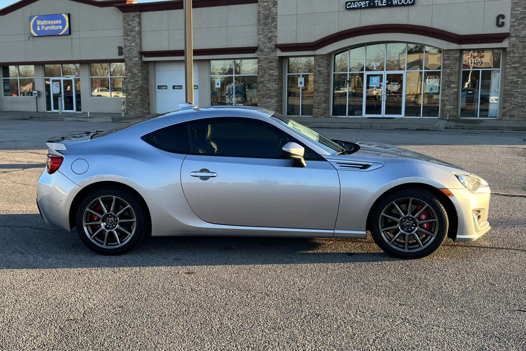 2017 Subaru BRZ 1st Gen - Image 3 of 31