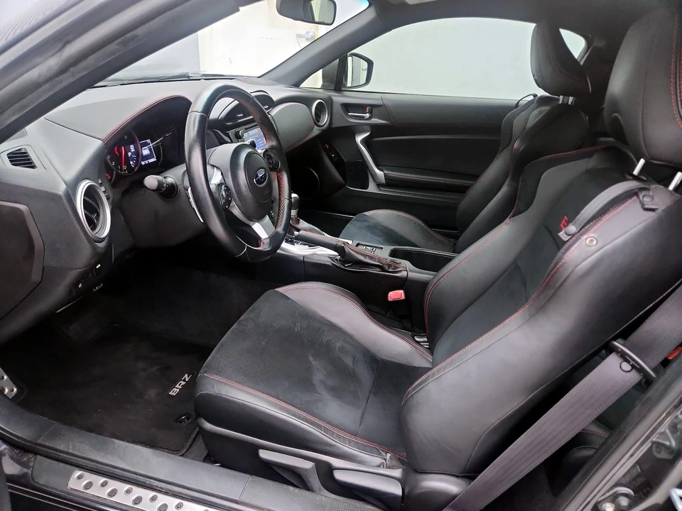 2017 Subaru BRZ - Image 12 of 23