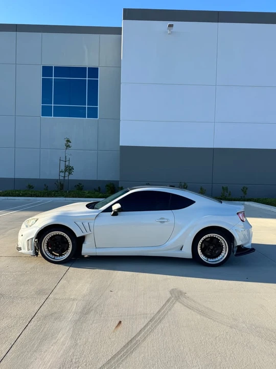 2017 Subaru BRZ 1st Gen - Image 2 of 20