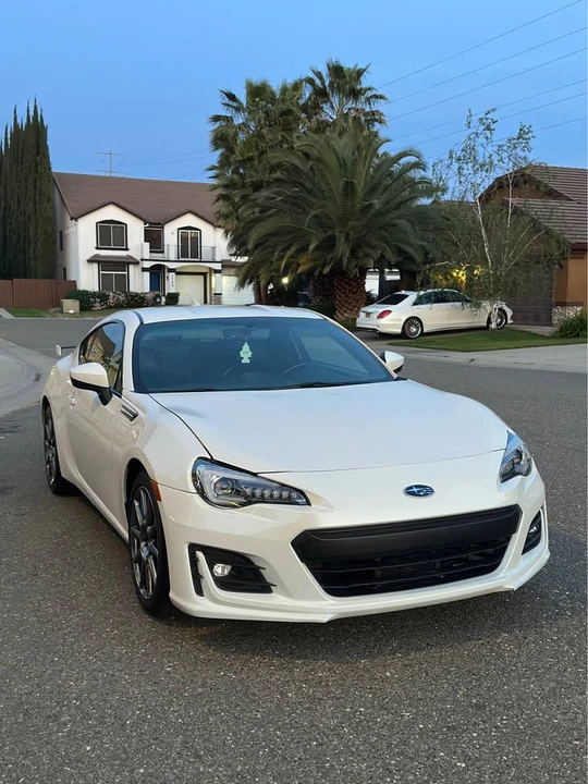 2017 Subaru BRZ 1st Gen - Image 2 of 17