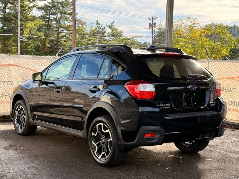 2017 Subaru Crosstrek 1st Gen - Image 9 of 12